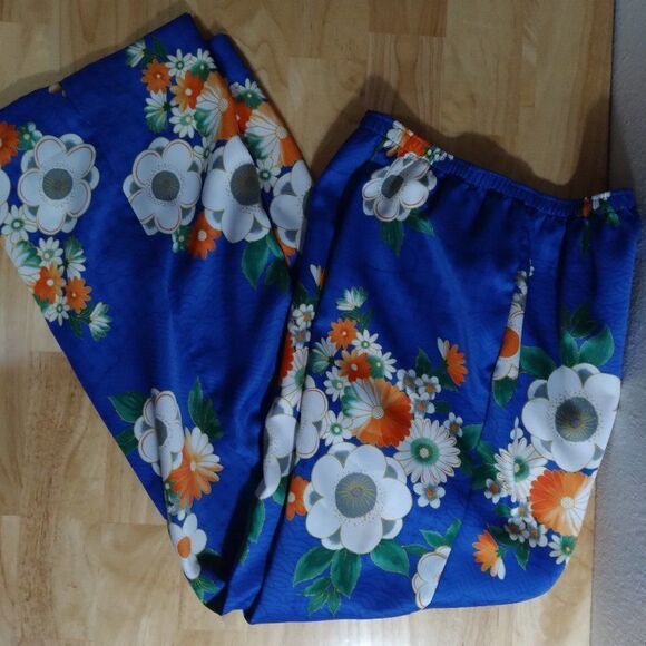 Vintage Paradise Hawaii Floral Pattern Dress Suit - Picture 6 of 11